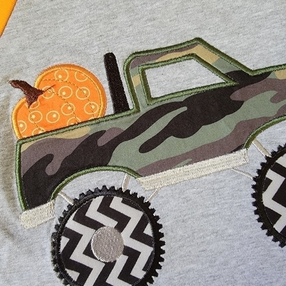 Pumpkin Patch Long-Sleeve Raglan Top NWT - Picture 4 of 6